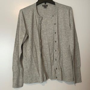 Eddie Bauer women’s cardigan- like new!
